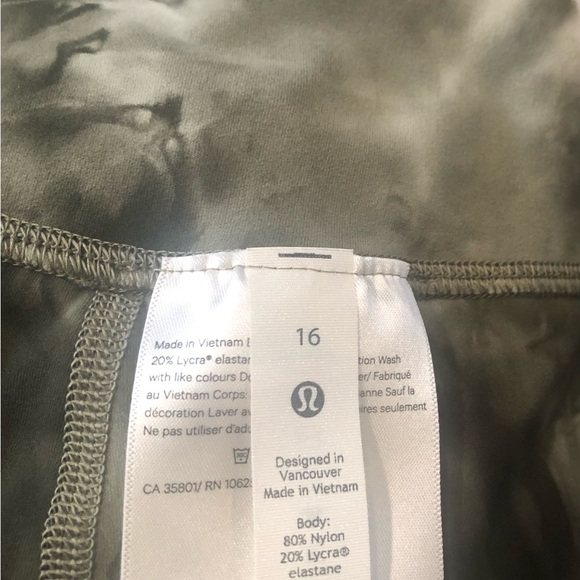 Lululemon Align Green Tie-Dye Leggings - Picture 6 of 7